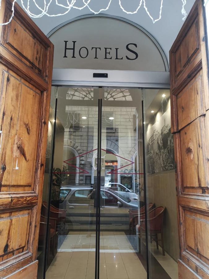Rome Travellers Hotel Kültér fotó
