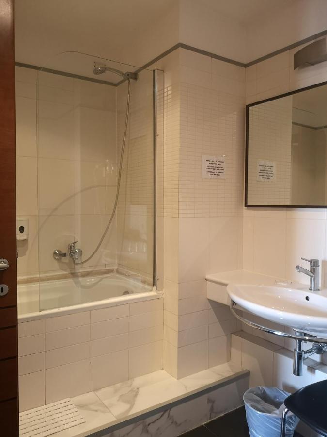Rome Travellers Hotel Kültér fotó
