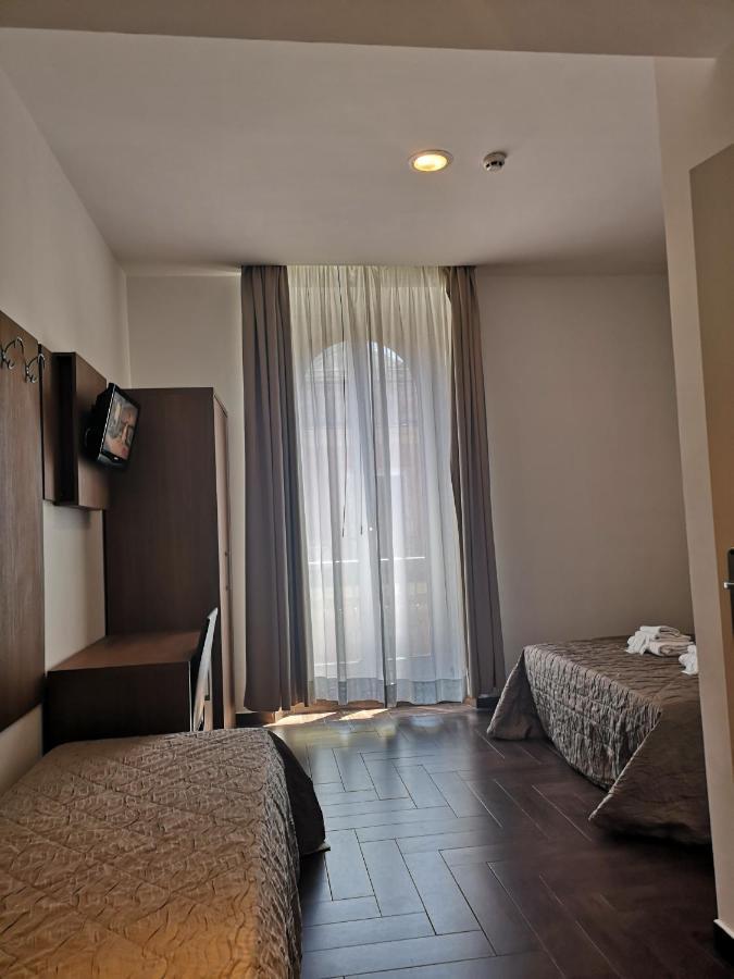 Rome Travellers Hotel Kültér fotó